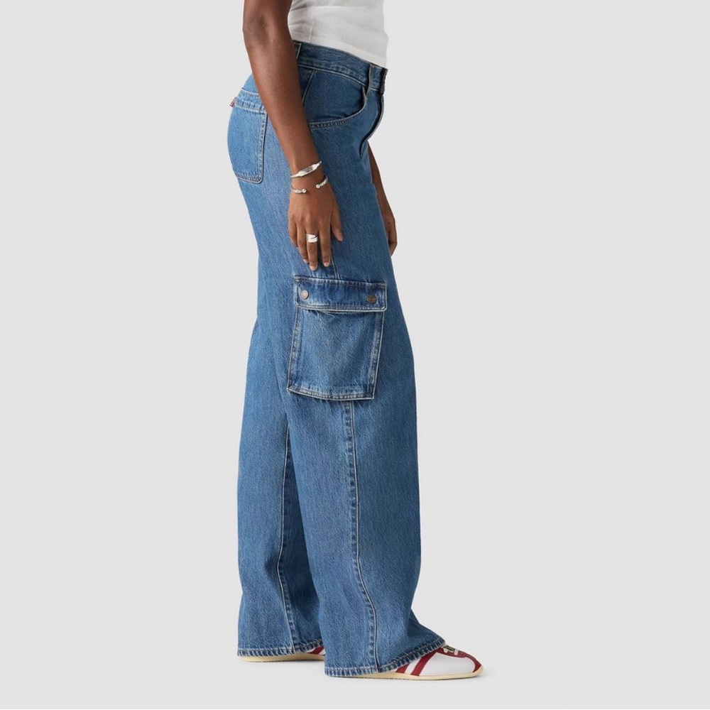 Levi's Blue Wide Leg Flare Cargo Jeans - Picture 2 of 3